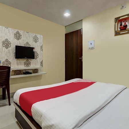 Oyo Hotel Satguru Jamshedpur Extérieur photo