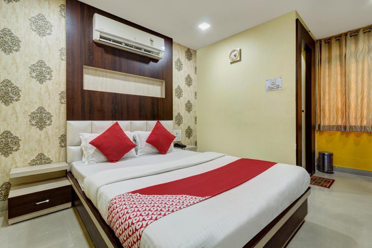 Oyo Hotel Satguru Jamshedpur Extérieur photo
