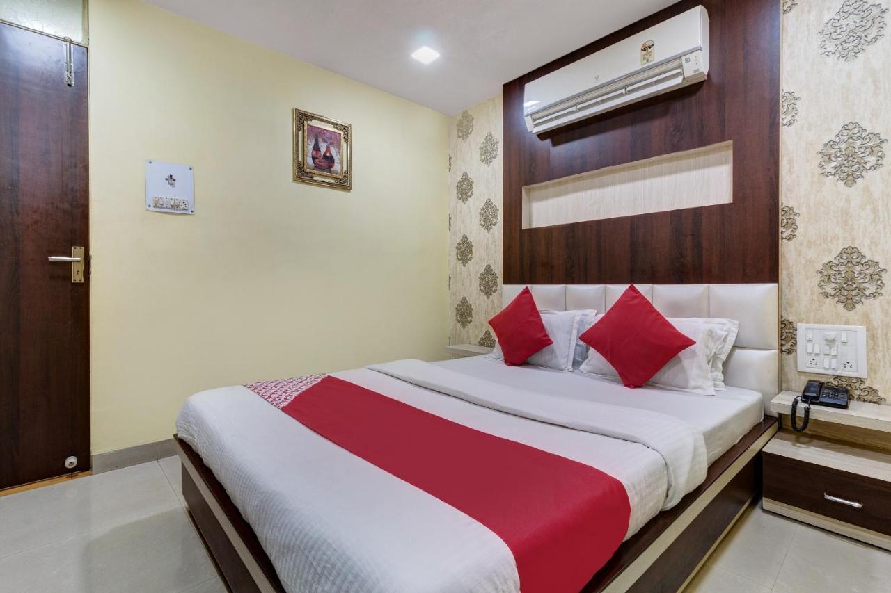 Oyo Hotel Satguru Jamshedpur Extérieur photo